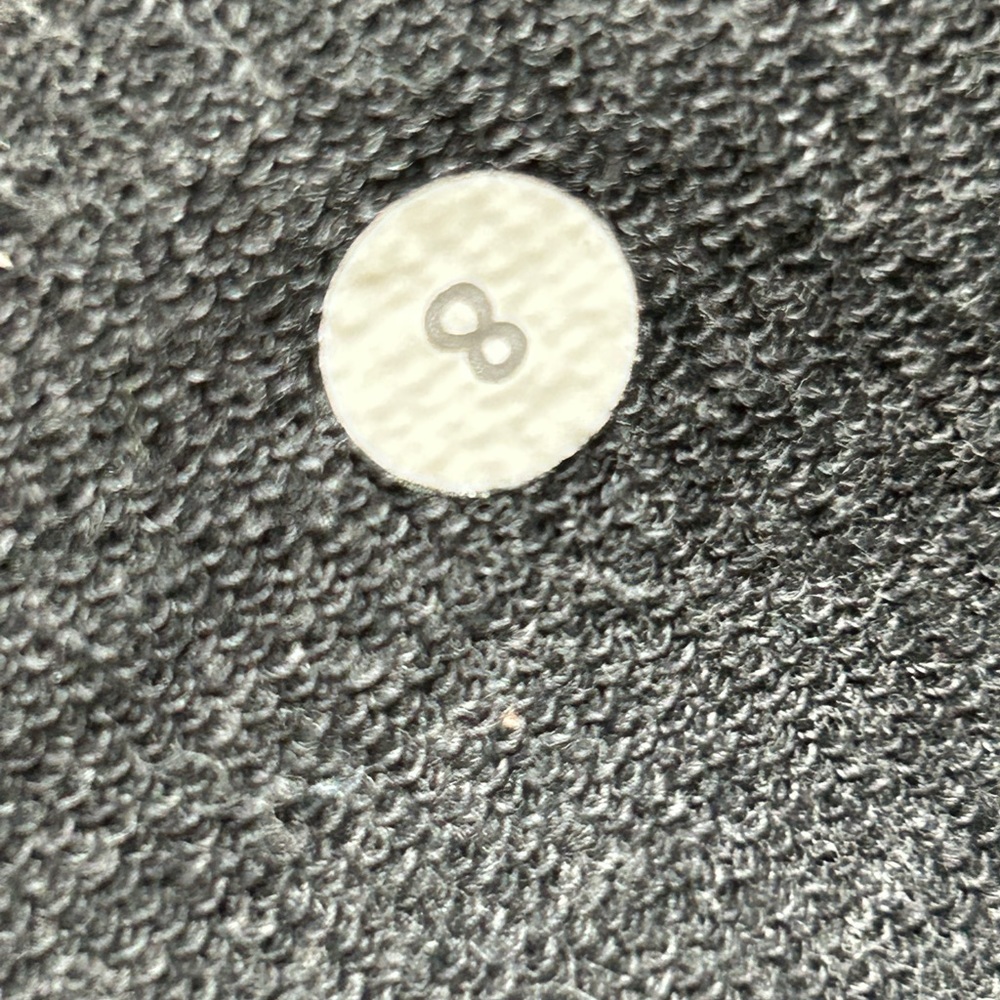 Lululemon - Picture 7 of 7